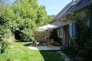 Les Champys Vendégház Saint-Péreuse Kültér fotó